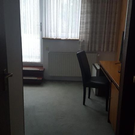 Zimmer Im Gruenen ヴッパータール エクステリア 写真